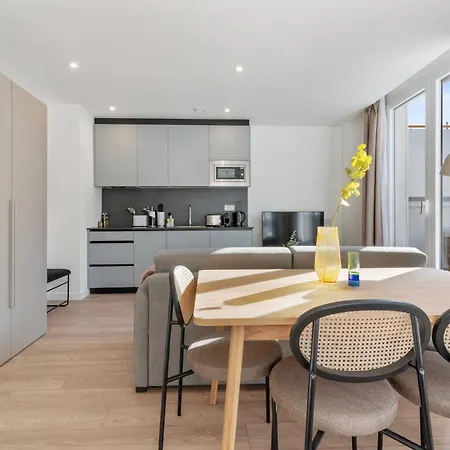 Limehome Carrer Del Pare Palau I Quer バレンシア