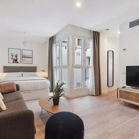 Limehome Carrer Del Pare Palau I Quer * バレンシア