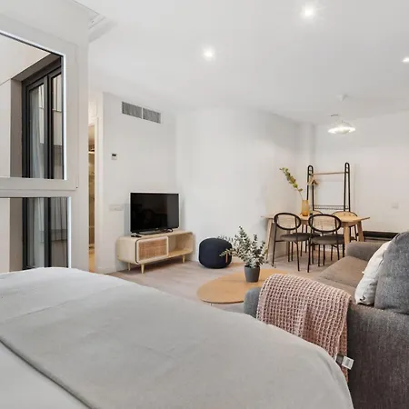 Limehome Carrer Del Pare Palau I Quer バレンシア