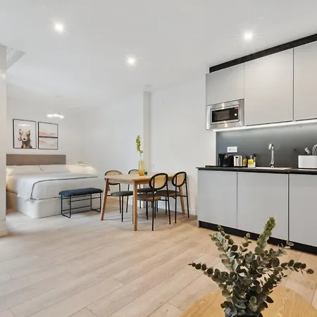 Limehome Carrer Del Pare Palau I Quer バレンシア