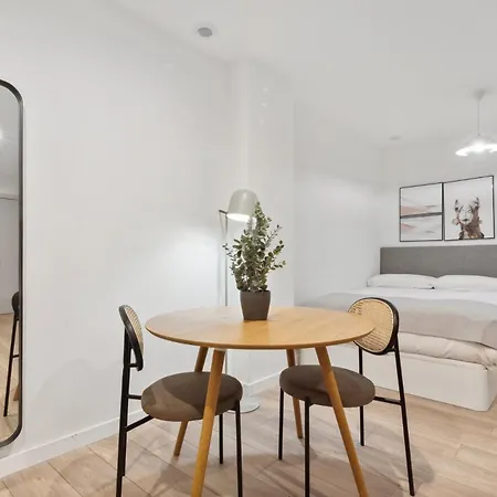 Apartament Limehome Carrer Del Pare Palau I Quer Walencja