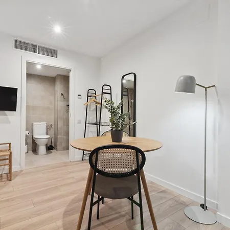 Limehome Carrer Del Pare Palau I Quer Walencja