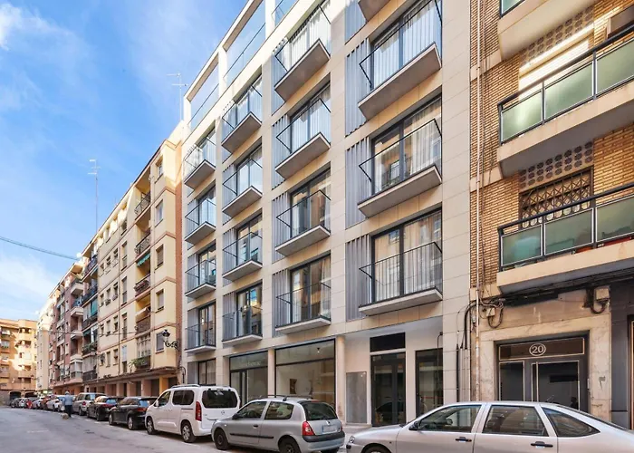 Limehome Carrer Del Pare Palau I Quer * فالنسيا