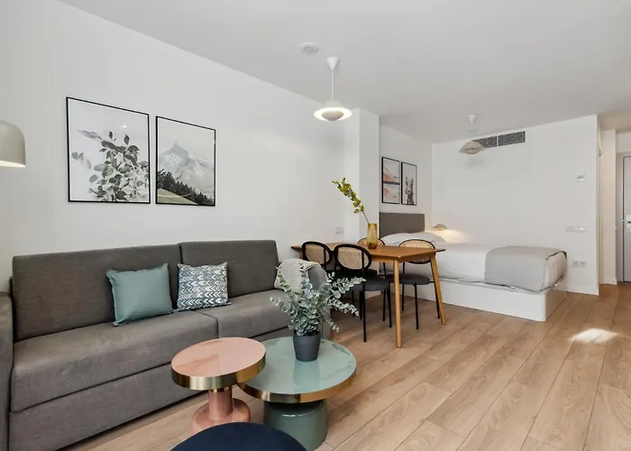 شقة Limehome Carrer Del Pare Palau I Quer